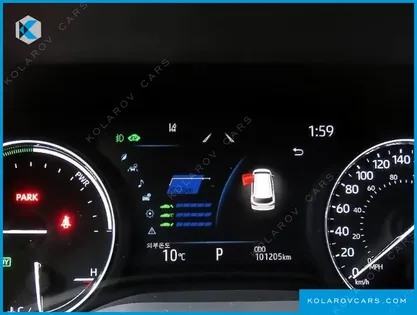 TOYOTA SIENNA 2.5 HYBRID 2WD