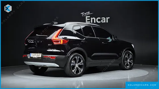 VOLVO XC40 B4 INSCRIPTION