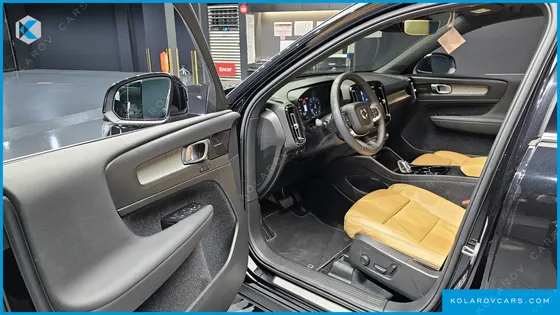 VOLVO XC40 B4 INSCRIPTION