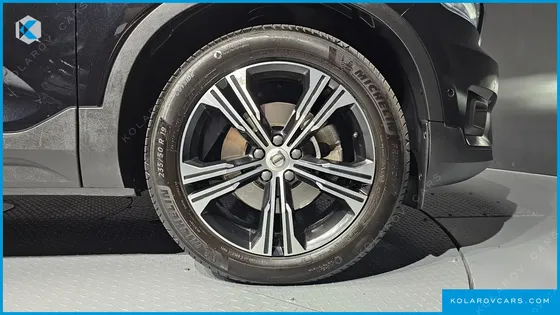 VOLVO XC40 B4 INSCRIPTION