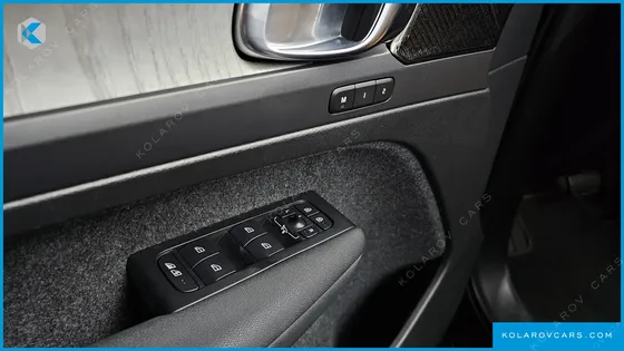 VOLVO XC40 B4 INSCRIPTION