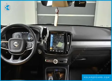 VOLVO XC40 B4 INSCRIPTION