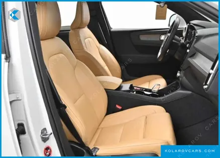 VOLVO XC40 B4 INSCRIPTION