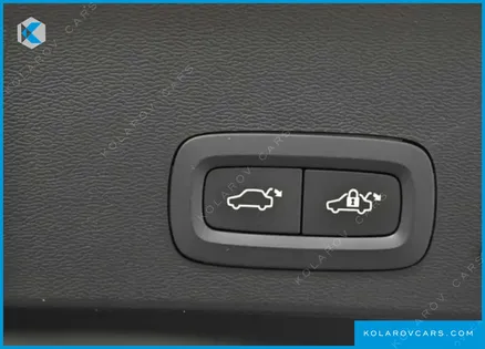 VOLVO XC40 B4 INSCRIPTION