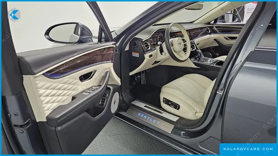 BENTLEY FLYING SPUR 4.0