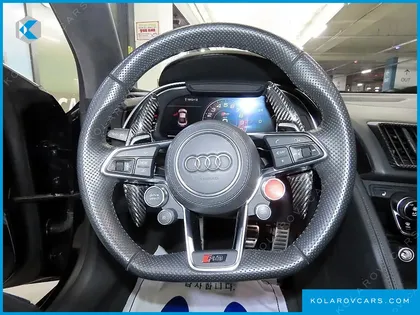 AUDI R8 5.2 V10 PLUS COUPE