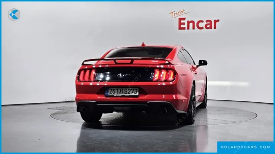 FORD MUSTANG COUPE