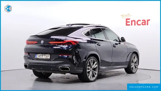 BMW X6 M50I