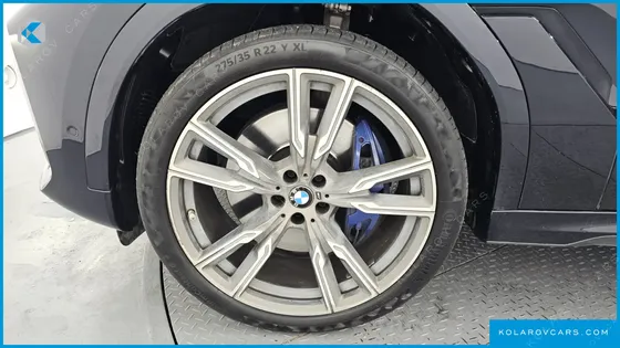 BMW X6 M50I