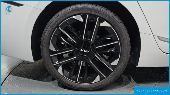 KIA K8 SIGNATURE