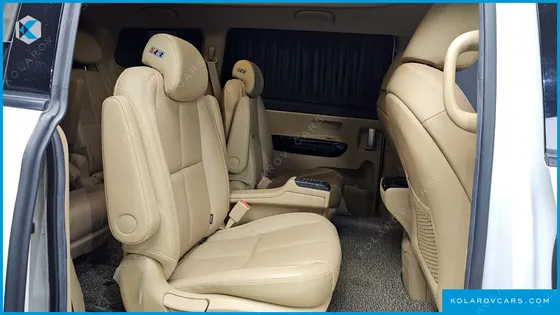 KIA CARNIVAL 9-SEATER HI-LIMOUSINE