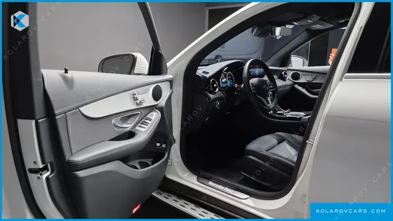 MERCEDES GLC-CLASS GLC300E 4MATIC