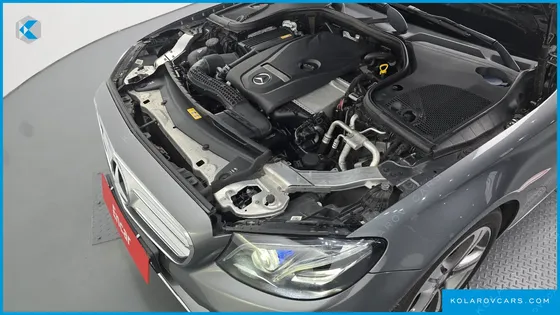 MERCEDES E-CLASS E300 4MATIC AVNATGARDE