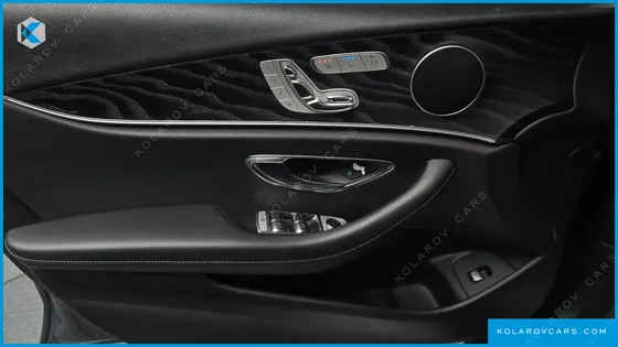 MERCEDES E-CLASS E300 4MATIC AVNATGARDE