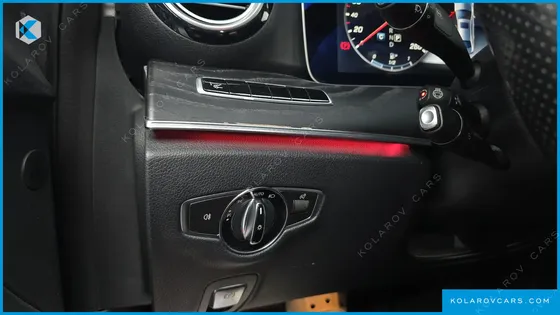 MERCEDES E-CLASS E300 4MATIC AVNATGARDE