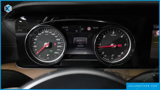 MERCEDES E-CLASS E220D 4MATIC EXCLUSIVE