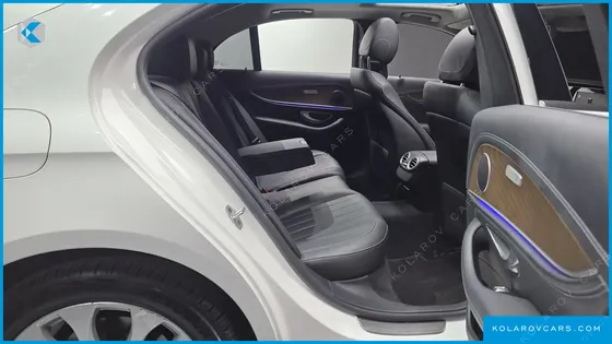 MERCEDES E-CLASS E220D 4MATIC EXCLUSIVE