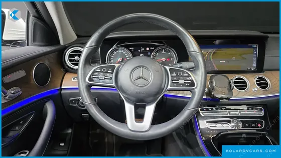 MERCEDES E-CLASS E220D 4MATIC EXCLUSIVE