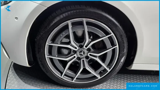 MERCEDES E-CLASS E220D 4MATIC AMG LINE
