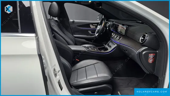 MERCEDES E-CLASS E220D 4MATIC AMG LINE