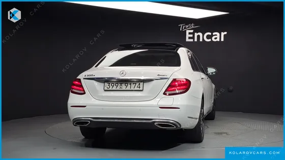 MERCEDES E-CLASS E300E EXCLUSIVE