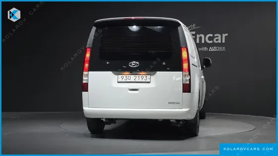 HYUNDAI STARIA CARGO 3-SEATER