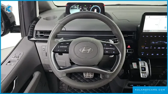HYUNDAI STARIA HEV 1.6 LOUNGE 7-SEATER