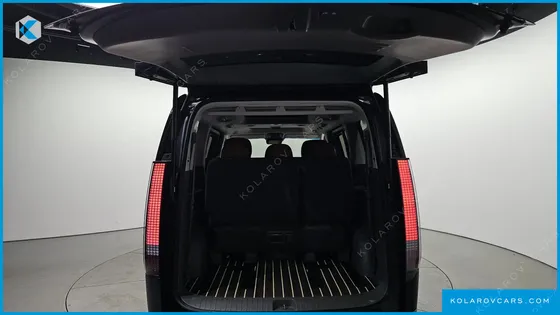 HYUNDAI STARIA HEV 1.6 LOUNGE 7-SEATER