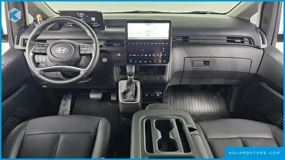 HYUNDAI STARIA TOURER 11-SEATER