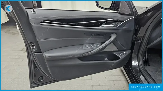 BMW 5 SERIES 530E LUXURY