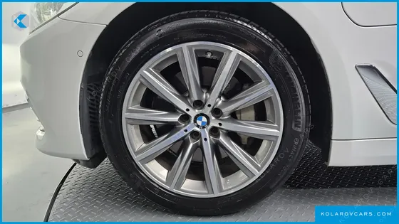 BMW 5 SERIES 530E LUXURY