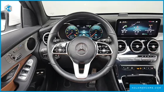 MERCEDES GLC-CLASS GLC300E 4MATIC
