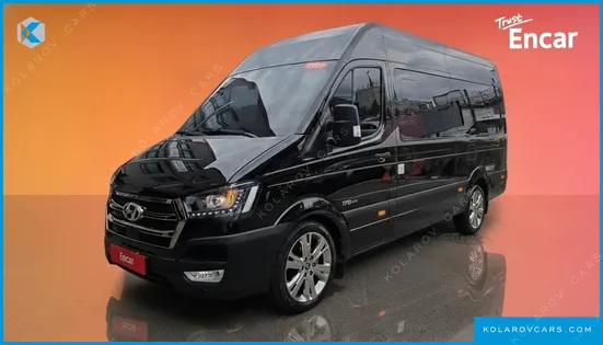 HYUNDAI SOLATI 15-SEATER