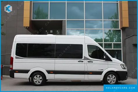 HYUNDAI SOLATI 15-SEATER