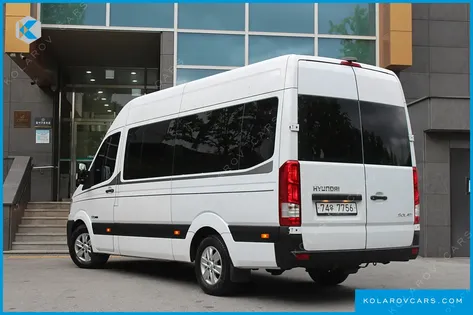 HYUNDAI SOLATI 15-SEATER