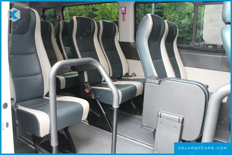 HYUNDAI SOLATI 15-SEATER