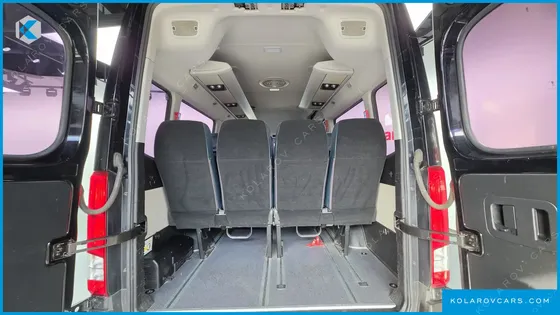 HYUNDAI SOLATI 15-SEATER