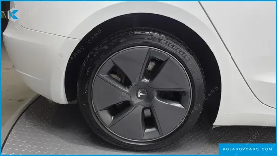 TESLA MODEL 3 LONG RANGE AWD
