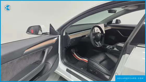 TESLA MODEL 3 LONG RANGE AWD