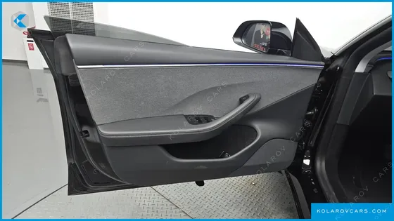 TESLA MODEL 3 RWD
