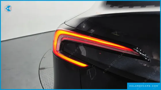TESLA MODEL 3 RWD