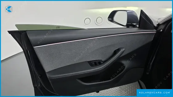 TESLA MODEL 3 RWD