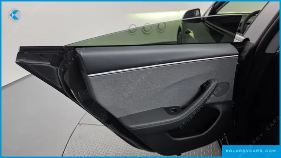 TESLA MODEL 3 RWD