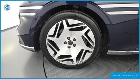 GENESIS G90 GASOLINE 3.5 TURBO E-S/C AWD LWB