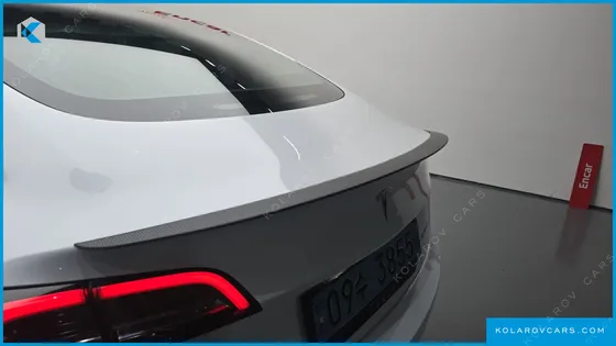 TESLA MODEL 3 LONG RANGE AWD