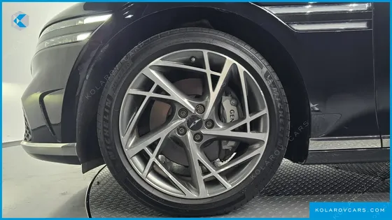 GENESIS G90 GASOLINE 3.5 TURBO AWD