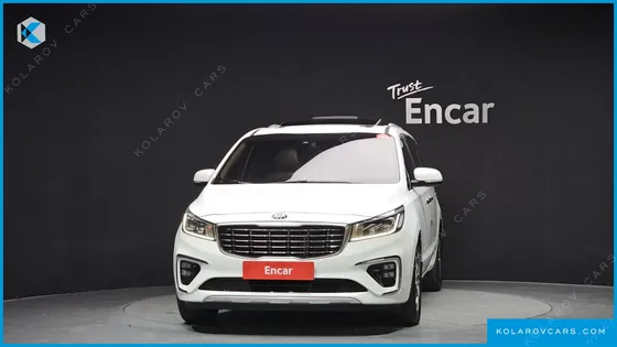 KIA CARNIVAL 9-SEATER NOBLESSE