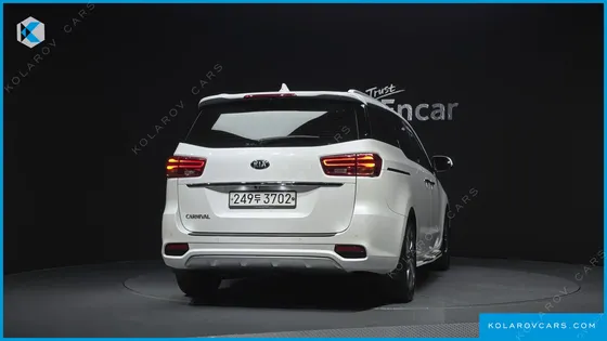 KIA CARNIVAL GASOLINE 9-SEATER NOBLESSE SPECIAL