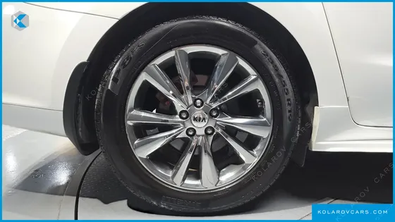 KIA CARNIVAL GASOLINE 9-SEATER NOBLESSE SPECIAL