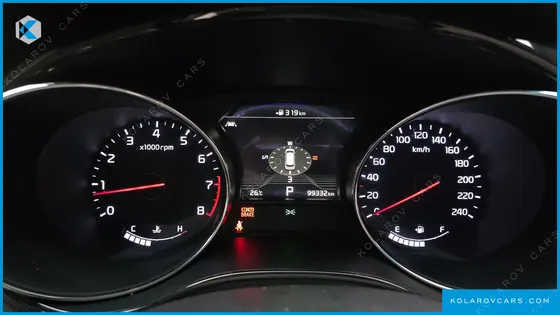 KIA CARNIVAL GASOLINE 9-SEATER NOBLESSE SPECIAL
